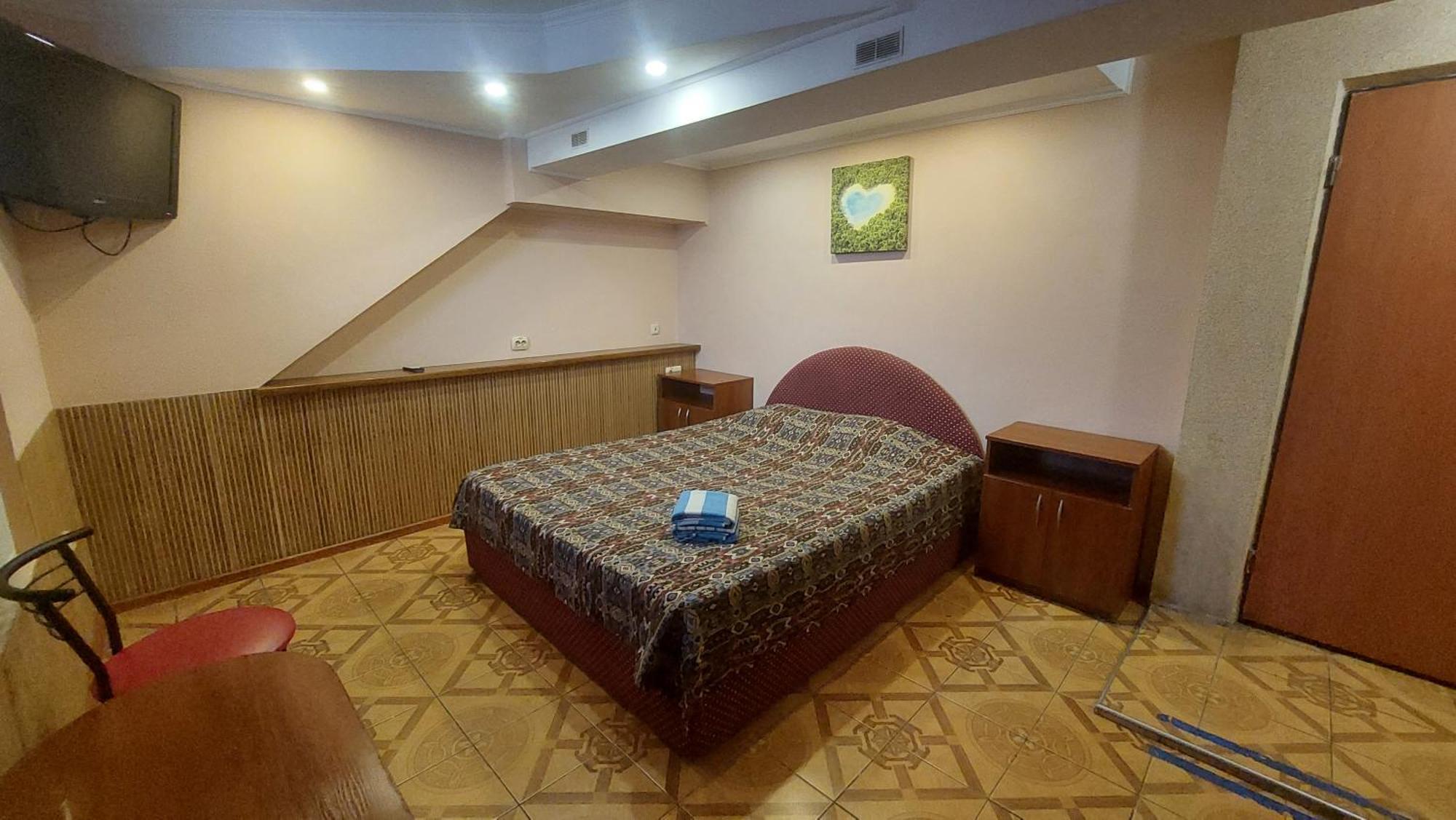 Hotel Desna Kut Kiev Extérieur photo