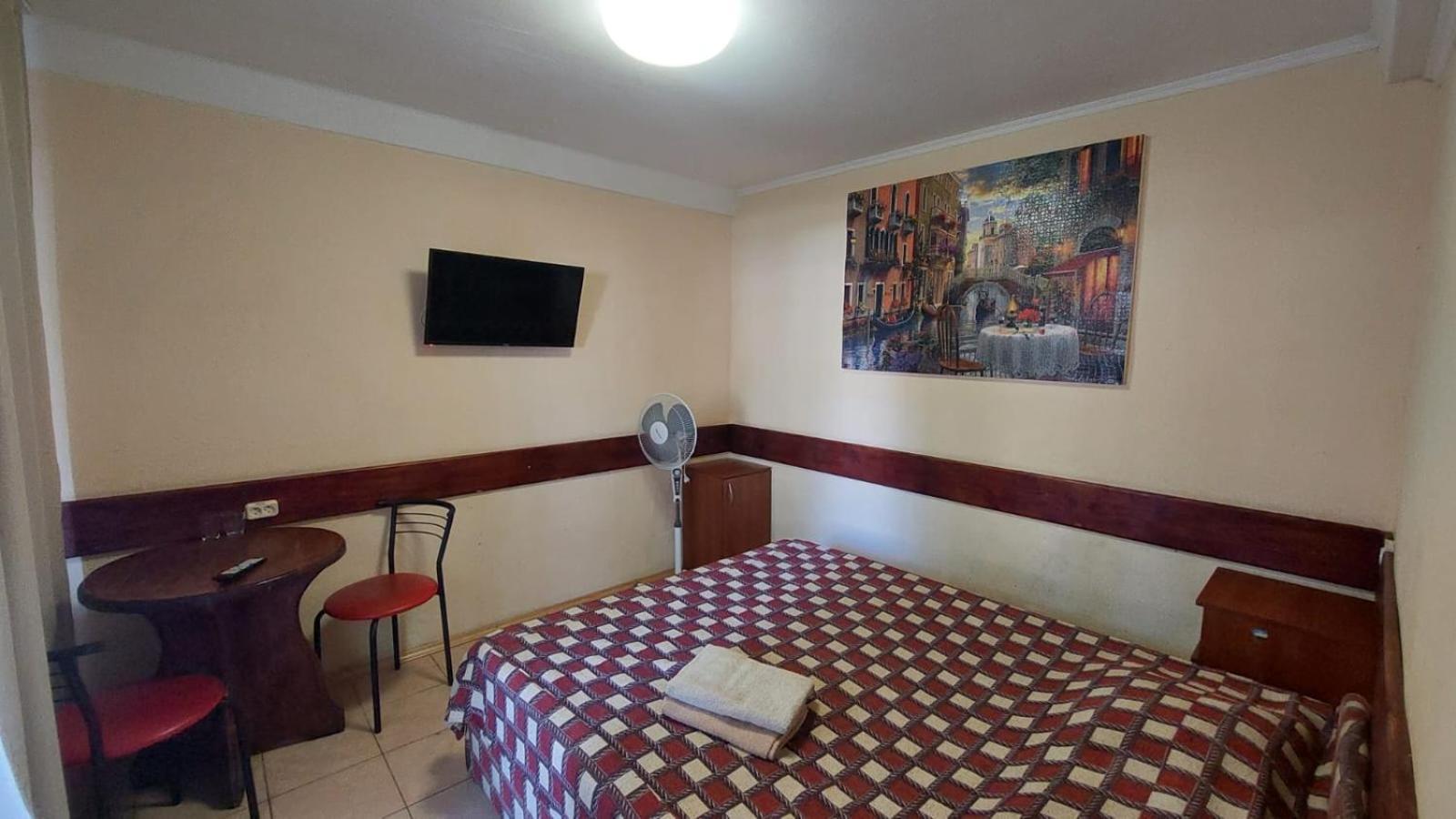 Hotel Desna Kut Kiev Extérieur photo