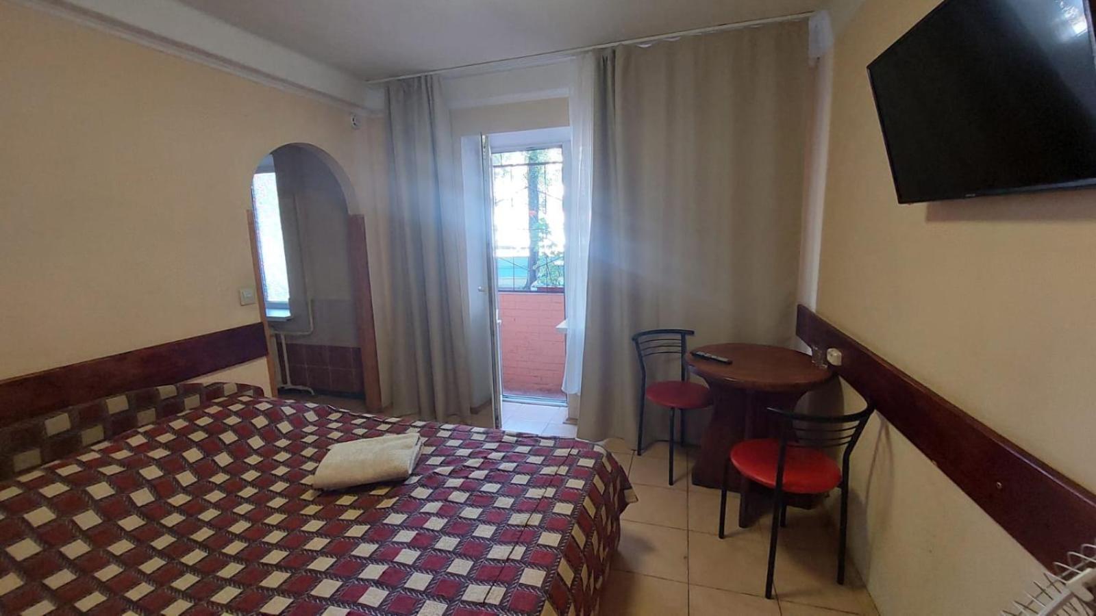 Hotel Desna Kut Kiev Extérieur photo