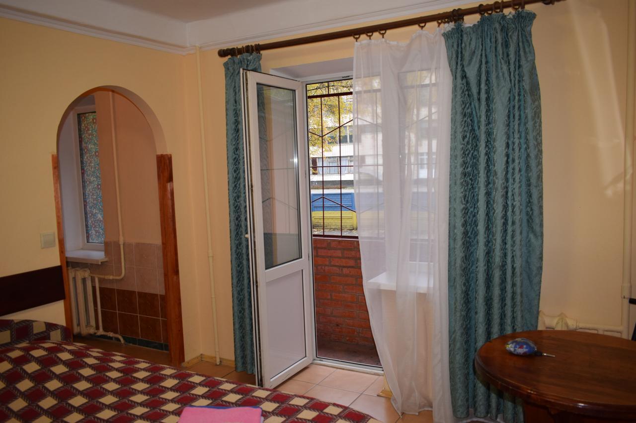 Hotel Desna Kut Kiev Extérieur photo