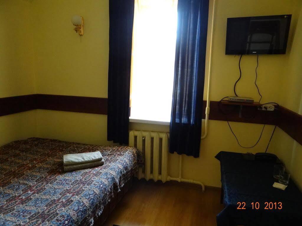 Hotel Desna Kut Kiev Extérieur photo