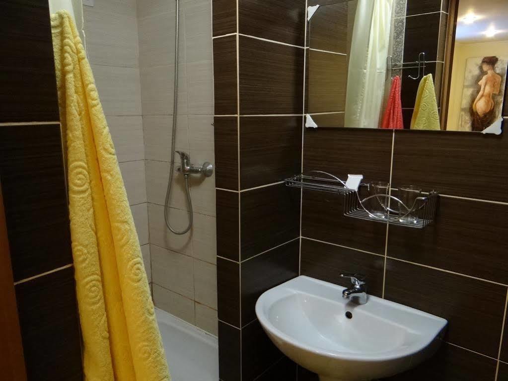 Hotel Desna Kut Kiev Extérieur photo