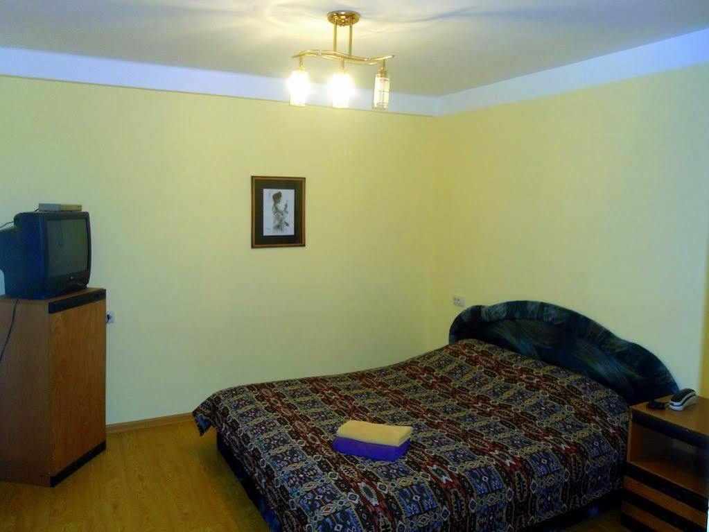 Hotel Desna Kut Kiev Extérieur photo